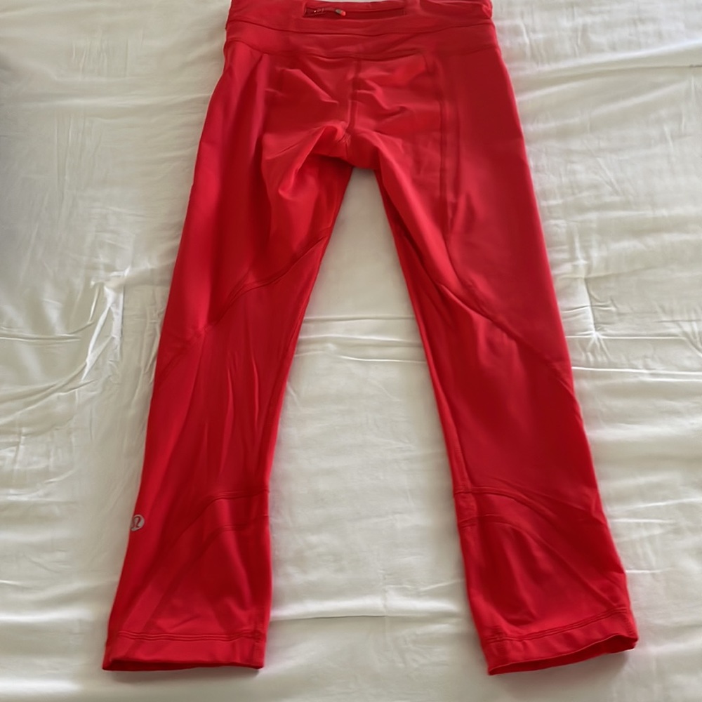 Lululemon leggings - Picture 2 of 5